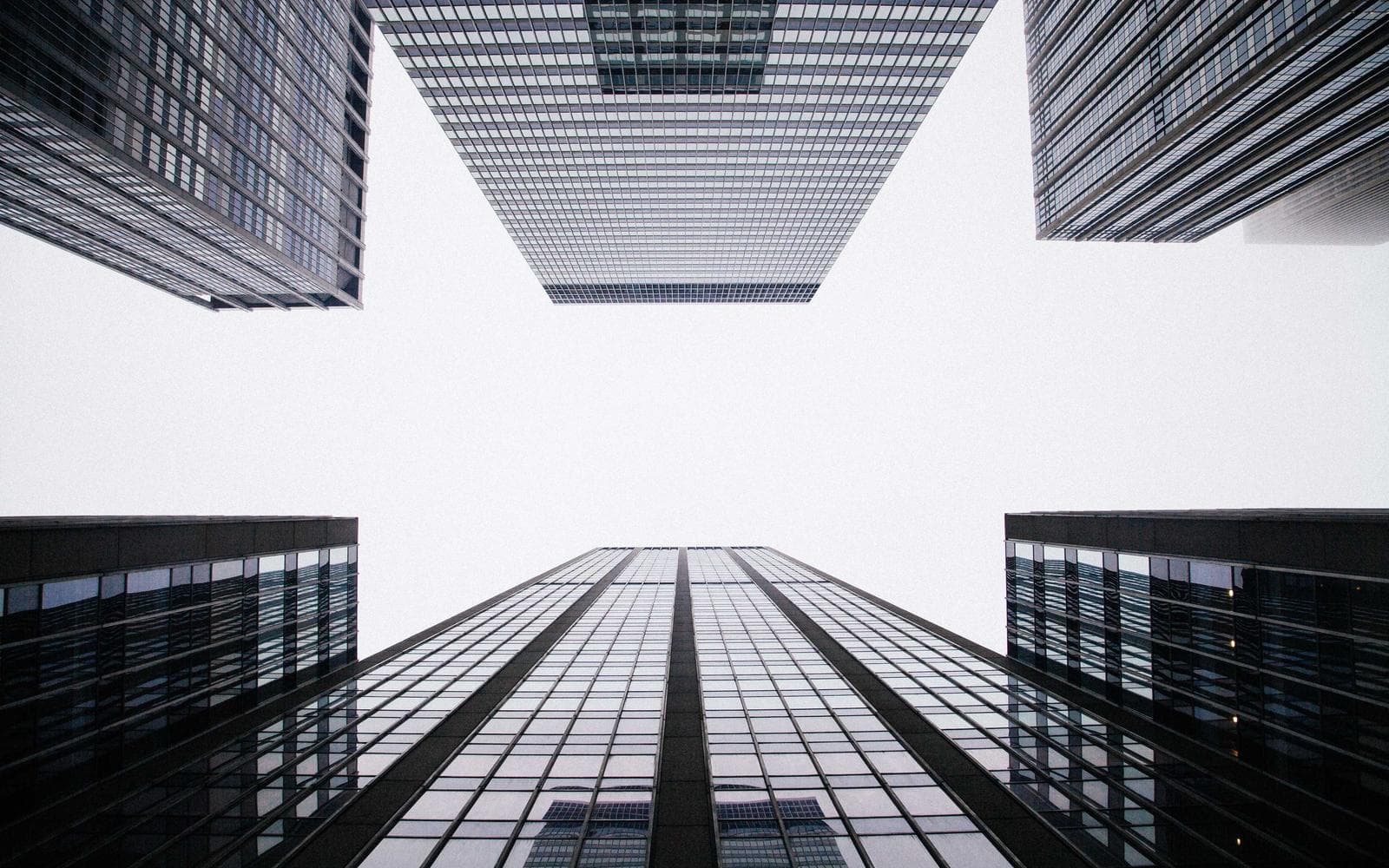 Amanah Opera Gulshan featured building facade